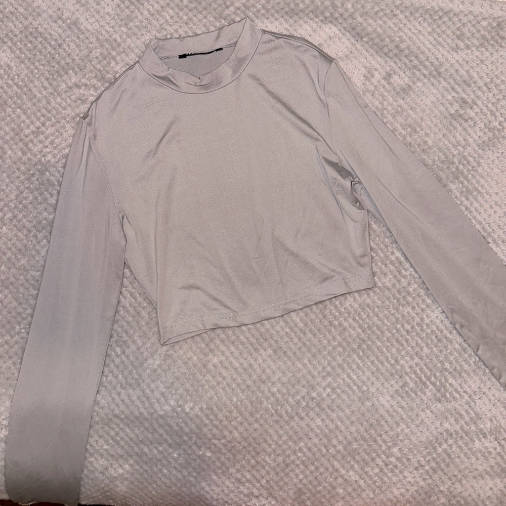 Grey Metallic Long Sleeve Crop Top